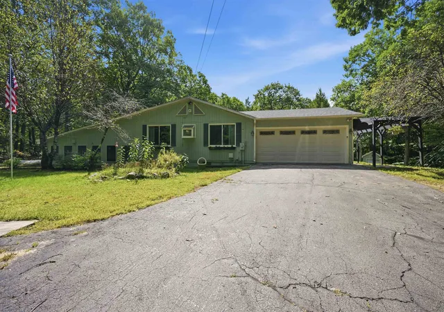 Single family home for sale at 314 Main St, Plaistow, NH 03865 | MLS# 5112995