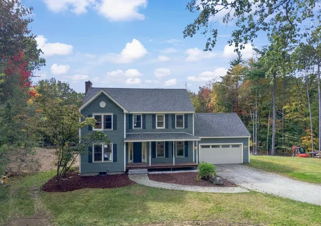 Photo 2 of Single family home for sale at 64 Brown Hl Rd, Bow, NH 03304 | MLS# 5113015 | Listing updated on 2026-10-10