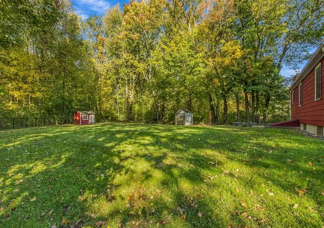 Photo 2 of Sale Pending at 7 Highland Ave, Salem, NH 03079 | MLS# 5113025 | Listing updated on 2026-10-17