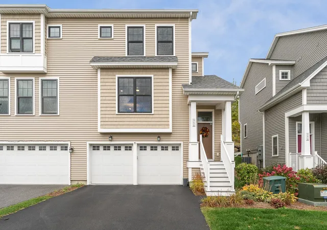 Photo 1 of Townhouse for sale at 366 O'brien Farm Rd, South Burlington, VT 05403 | MLS# 5113139 | Listing updated on 2026-10-07
