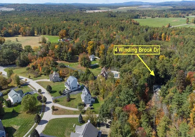 Photo 3 of Single family home for sale at 4 Winding Brk Dr, Dover, NH 03820 | MLS# 5113212 | Listing updated on 2026-10-28