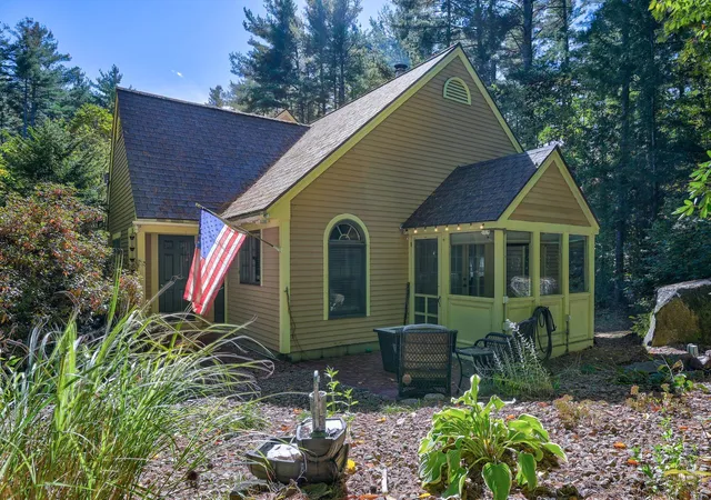 Photo 1 of Townhouse for sale at 10 Wildflower Trl #37, Conway, NH 03860 | MLS# 5113236 | Listing updated on 2026-10-07