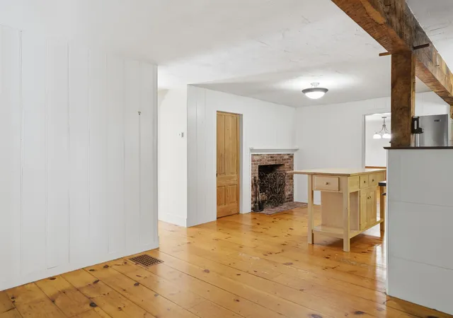 Photo 3 of Single family home for sale at 8 Baptist Hl Rd, Canterbury, NH 03224 | MLS# 5113244 | Listing updated on 2026-10-12