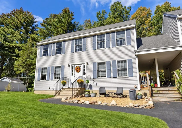 Photo 1 of Condo for sale at 66a Pelham Rd, Hudson, NH 03051 | MLS# 5113273 | Listing updated on 2026-10-28