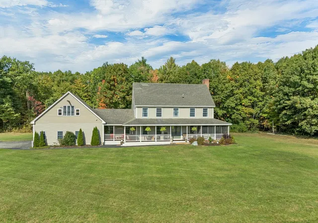 Single family home for sale at 35 Quinns Fld, Rochester, NH 03867 | MLS# 5113281