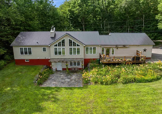 Photo 1 of Single family home for sale at 78 Ingerson Rd, Jefferson, NH 03583 | MLS# 5113332 | Listing updated on 2026-10-09