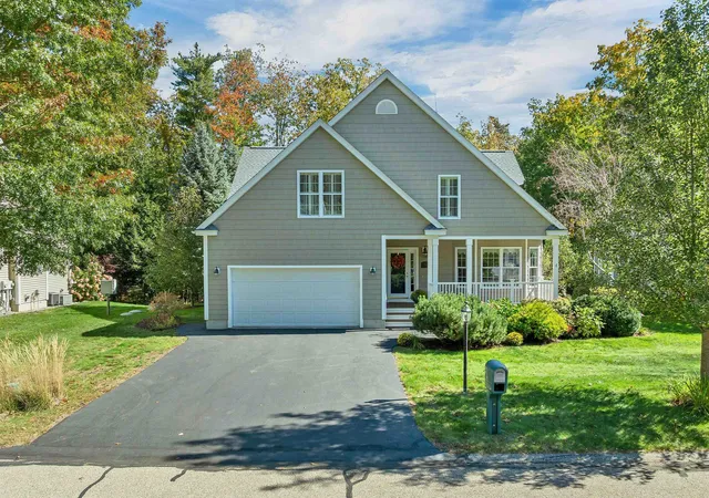 Condo for sale at 21 Vineyard Dr, Stratham, NH 03885 | MLS# 5113335
