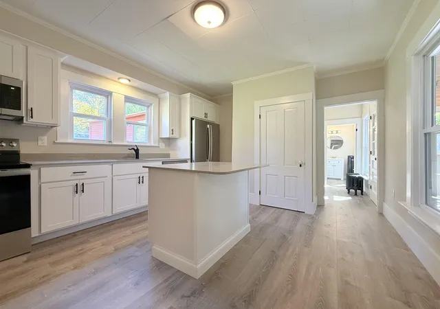 Photo 3 of Single family home for sale at 25 Winter St, Newport, NH 03773 | MLS# 5113363 | Listing updated on 2026-10-15