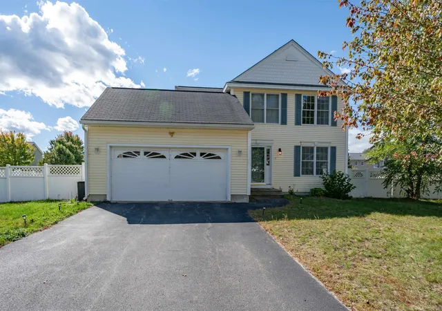 Photo 1 of Single family home for sale at 51 Alice Dr, Concord, NH 03303 | MLS# 5113422 | Listing updated on 2026-10-10