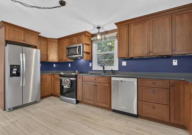 Photo 3 of Single family home for sale at 104 Mountain Rd, Nottingham, NH 03290 | MLS# 5113443 | Listing updated on 2026-10-17