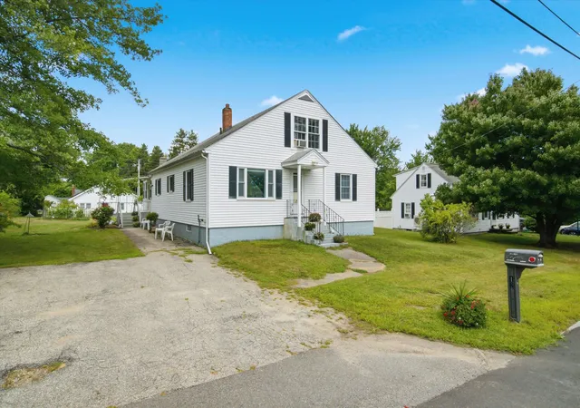Photo 1 of Sale Pending at 12 Wathen Rd, Bedford, NH 03110 | MLS# 5113463 | Listing updated on 2026-10-13