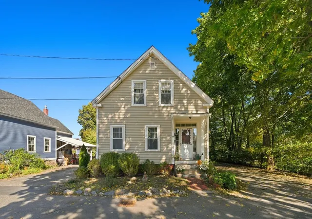 Photo 1 of Multi family home for sale at 8 Mystic Pl, Keene, NH 03431 | MLS# 5113478 | Listing updated on 2026-10-15