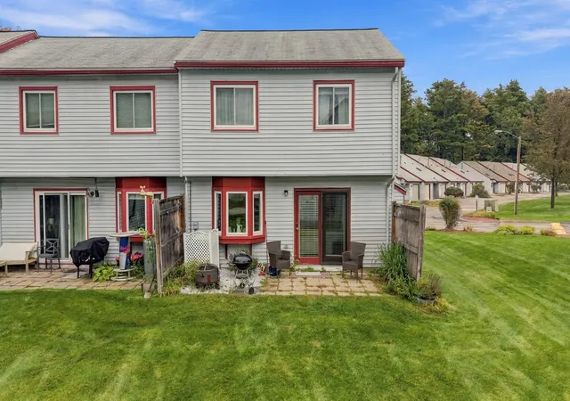 Photo 1 of Townhouse for sale at 230 Stonebridge Dr #230L, Nashua, NH 03063 | MLS# 5113535 | Listing updated on 2026-10-30
