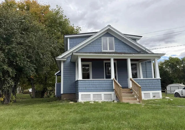 Photo 2 of Single family home for sale at 186 Lincoln Ave, Rutland, VT 05701 | MLS# 5113536 | Listing updated on 2026-10-16