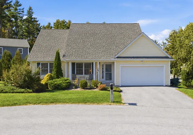 Photo 1 of Condo for sale at 22 Marions Way, Bow, NH 03304 | MLS# 5113553 | Listing updated on 2026-10-11