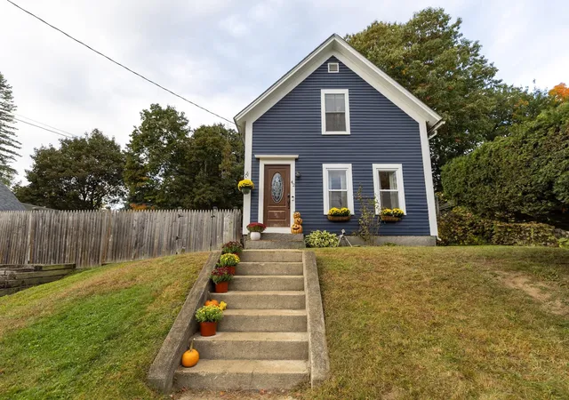 Photo 1 of Sale Pending at 42 Highland Ave, Milford, NH 03055 | MLS# 5113584 | Listing updated on 2026-10-16