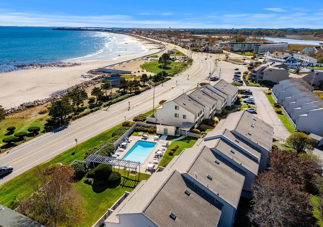 Photo 1 of Townhouse for sale at 947 Ocean Blvd #14, Hampton, NH 03842 | MLS# 5113607 | Listing updated on 2026-10-09