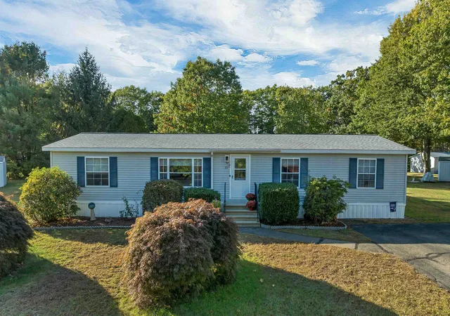 Photo 1 of Manufactured home for sale at 59 Oak Dr, North Hampton, NH 03862 | MLS# 5113616 | Listing updated on 2026-10-13