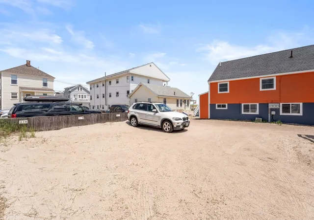 Photo 18 of Condo for sale at 27 Concord Ave #27, Hampton, NH 03842 | MLS# 5113623 | Listing updated on 2026-10-16