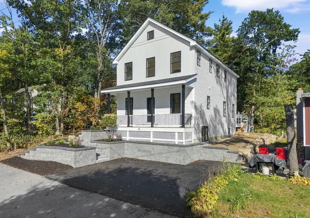 Photo 2 of Single family home for sale at 22 Nolet Ave, Salem, NH 03079 | MLS# 5113666 | Listing updated on 2026-10-10