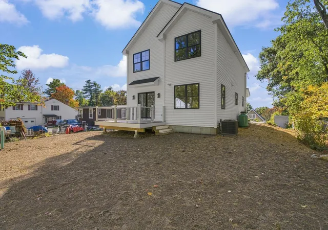 Photo 3 of Single family home for sale at 22 Nolet Ave, Salem, NH 03079 | MLS# 5113666 | Listing updated on 2026-10-10