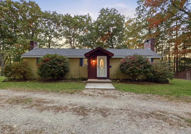 Photo 1 of Single family home for sale at 3 Spruce Cvs Rd, Northwood, NH 03261 | MLS# 5113716 | Listing updated on 2026-10-13