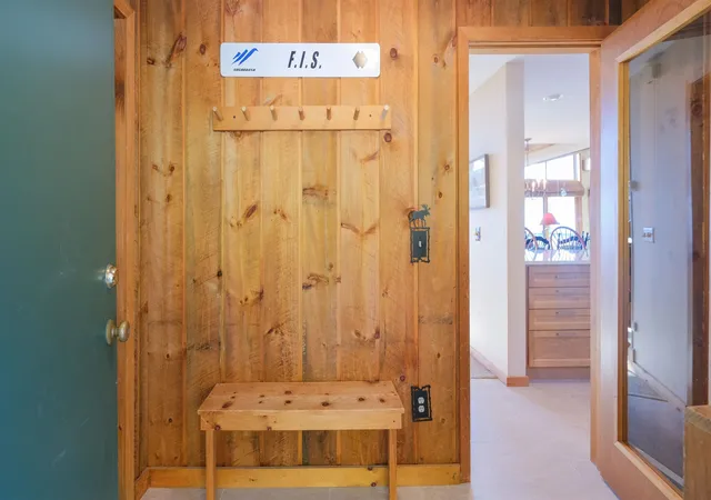 Photo 3 of Condo for sale at 224 Okemo Trailside Ext #46C, Ludlow, VT 05149 | MLS# 5113744 | Listing updated on 2026-10-12