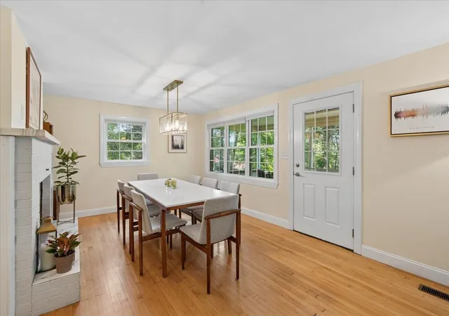 Photo 2 of Single family home for sale at 2 Carroll Cir, Derry, NH 03038 | MLS# 5113751 | Listing updated on 2026-10-16