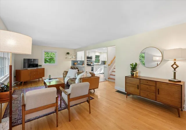 Photo 4 of Single family home for sale at 2 Carroll Cir, Derry, NH 03038 | MLS# 5113751 | Listing updated on 2026-10-16