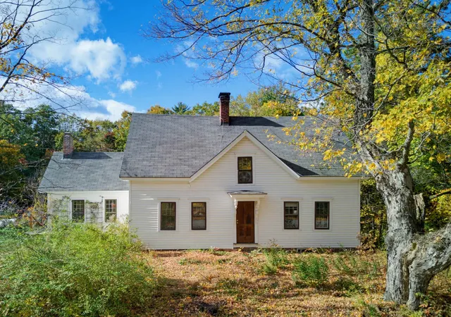 Single family home for sale at 552 Shaker Rd, Canterbury, NH 03224 | MLS# 5113769