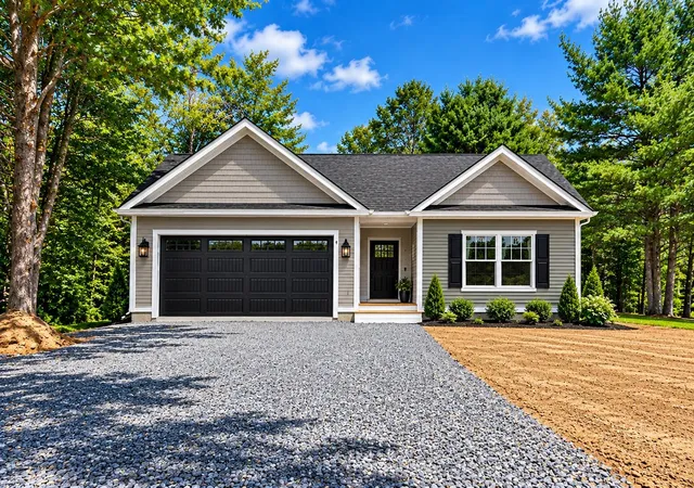 Photo 1 of Single family home for sale at 22 Brookview Rd, Newport, NH 03773 | MLS# 5113801 | Listing updated on 2026-10-10