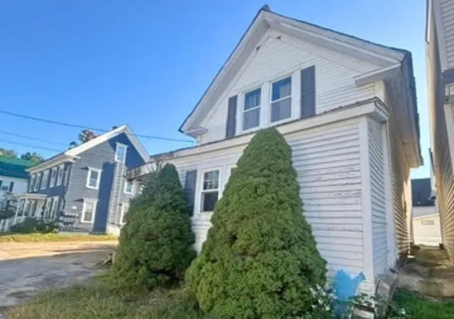 Single family home for sale at 3 West St, Laconia, NH 03246 | MLS# 5113868
