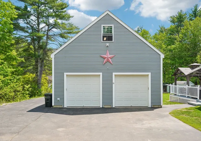 Photo 1 of Single family home for sale at 70 Lane Rd, Raymond, NH 03077 | MLS# 5113877 | Listing updated on 2026-10-21