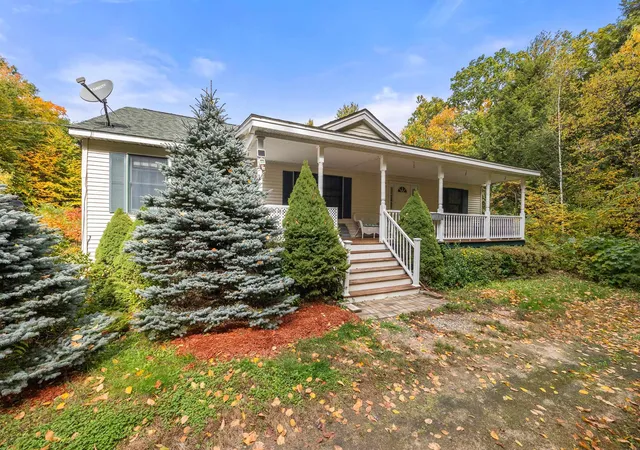 Single family home for sale at 159 Summit View Dr, Tamworth, NH 03886 | MLS# 5113913