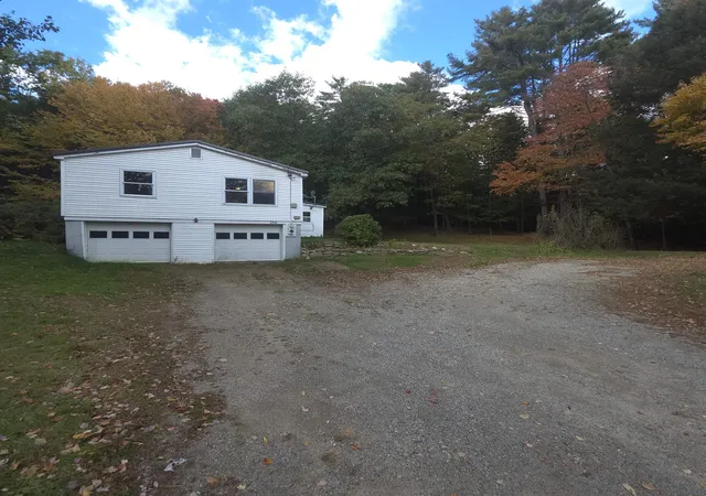 Photo 4 of Single family home for sale at 156 Forest Lake Rd, Winchester, NH 03470 | MLS# 5113915 | Listing updated on 2026-10-16