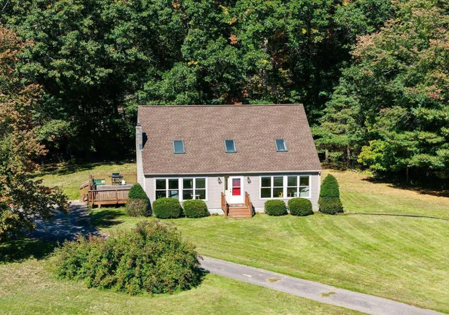Photo 1 of Single family home for sale at 24 Main St, Newfields, NH 03856 | MLS# 5113925 | Listing updated on 2026-10-15
