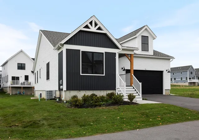 Photo 2 of Single family home for sale at 76 Russet Rd, South Burlington, VT 05403 | MLS# 5113934 | Listing updated on 2026-10-14
