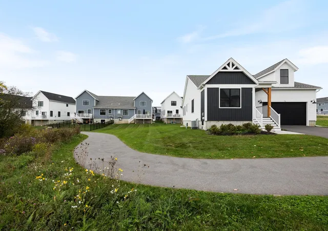 Photo 3 of Single family home for sale at 76 Russet Rd, South Burlington, VT 05403 | MLS# 5113934 | Listing updated on 2026-10-14