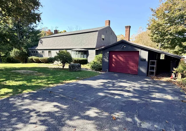 Photo 2 of Single family home for sale at 512 Sanborn Rd, Sanbornton, NH 03269 | MLS# 5113947 | Listing updated on 2026-10-21