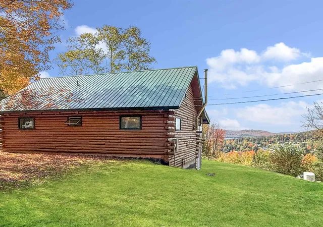 Photo 2 of Single family home for sale at 70 Burns Rd, Pittsburg, NH 03592 | MLS# 5113959 | Listing updated on 2026-10-23