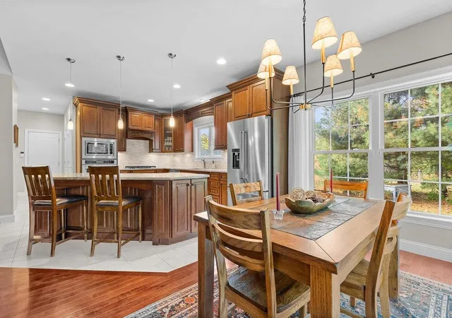 Photo 3 of Single family home for sale at 6 Swan Cir, Concord, NH 03301 | MLS# 5113974 | Listing updated on 2026-10-12