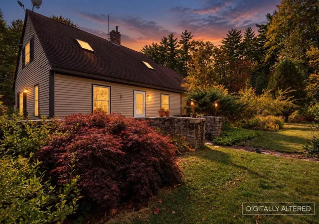 Photo 1 of Single family home for sale at 442 Royalston Rd, Fitzwilliam, NH 03447 | MLS# 5113990 | Listing updated on 2026-10-17