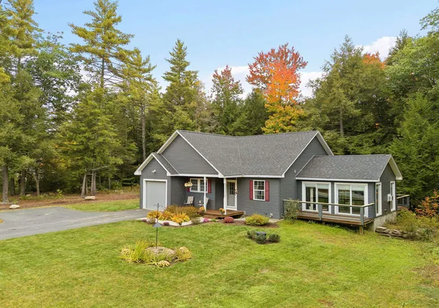 Photo 2 of Single family home for sale at 16 Lucinda Cir Way, Newport, NH 03773 | MLS# 5114011 | Listing updated on 2026-10-17
