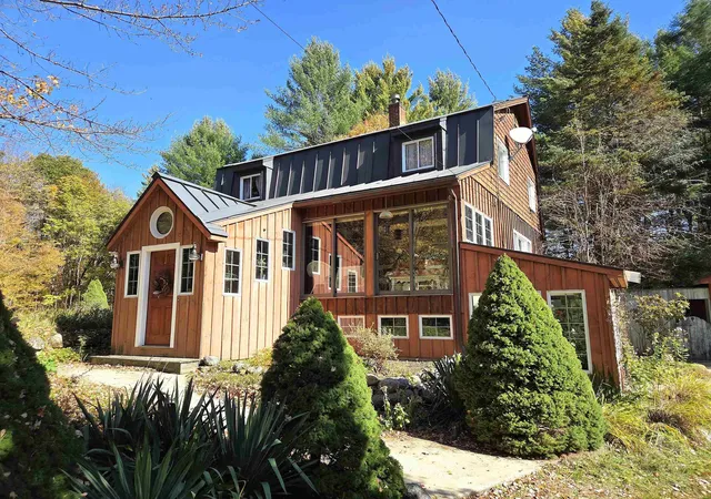 Photo 3 of Single family home for sale at 643 Cooledge Rd, Hillsborough, NH 03244 | MLS# 5114012 | Listing updated on 2026-10-13