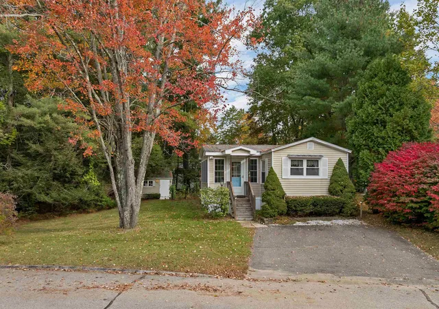 Photo 1 of Manufactured home for sale at 20 Arrowbrook Rd, Dover, NH 03820 | MLS# 5114019 | Listing updated on 2026-10-13