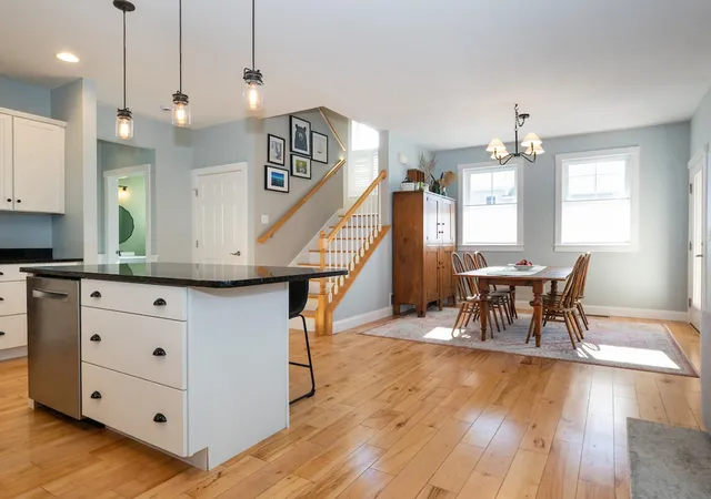 Photo 4 of Single family home for sale at 30 Chipman St, South Burlington, VT 05403 | MLS# 5114020 | Listing updated on 2026-10-21