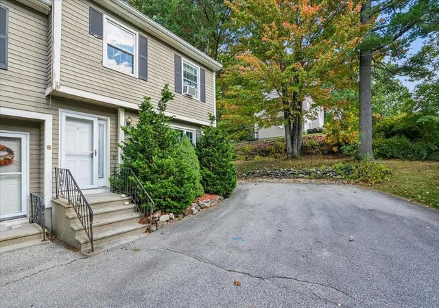 Photo 1 of Condo for sale at 8 B Rangers Dr, Hudson, NH 03051 | MLS# 5114034 | Listing updated on 2026-10-13