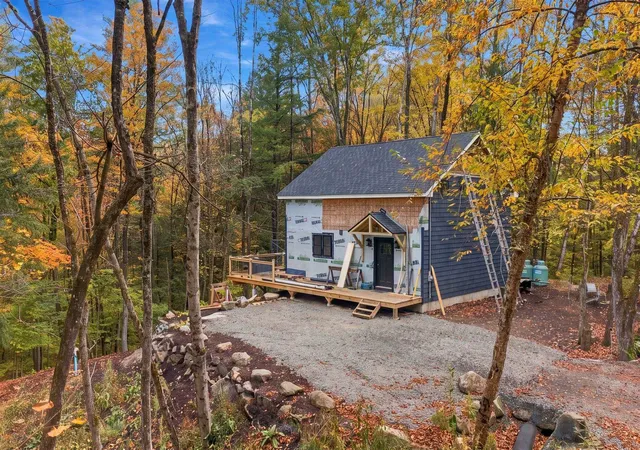 Photo 1 of Single family home for sale at 144 Cutts Rd, Newport, NH 03773 | MLS# 5114092 | Listing updated on 2026-10-15