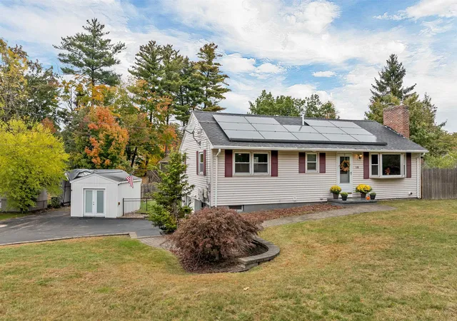Single family home for sale at 18 E Derry Rd, Derry, NH 03038 | MLS# 5114150