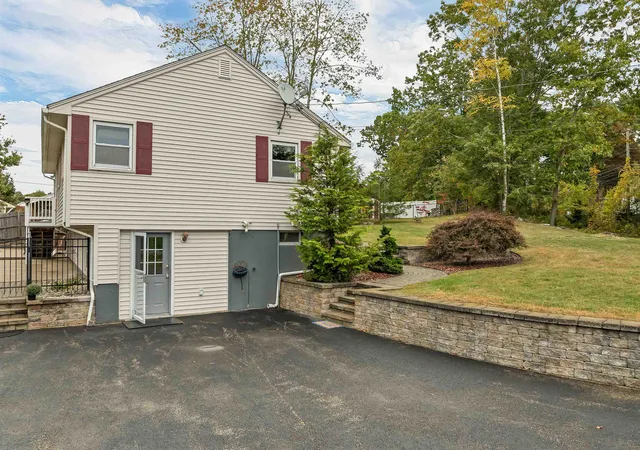 Single family home for sale at 18 E Derry Rd, Derry, NH 03038 | MLS# 5114150 | Listing updated on 2026-10-15